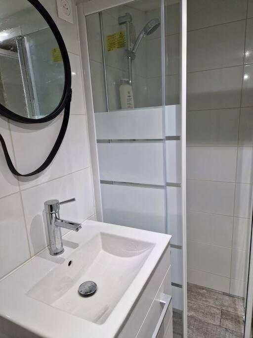 Studioneuf Equipe Cdg/Parc Expo/ Paris Олне су Боа Екстериор снимка
